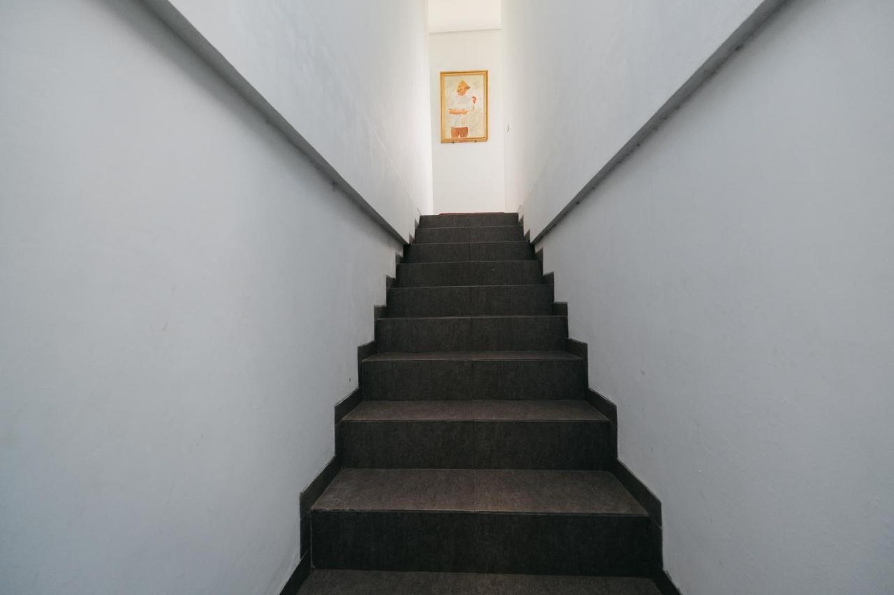 D'Tamblingan Guest House At Taman Griya Jimbaran Redpartner - Minimum Stay 30 Nights Exteriör bild