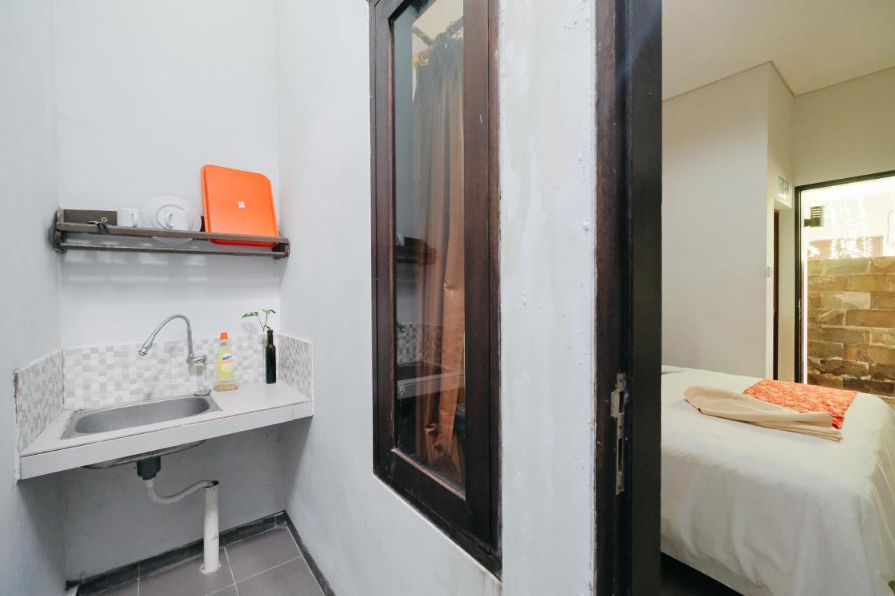 D'Tamblingan Guest House At Taman Griya Jimbaran Redpartner - Minimum Stay 30 Nights Exteriör bild